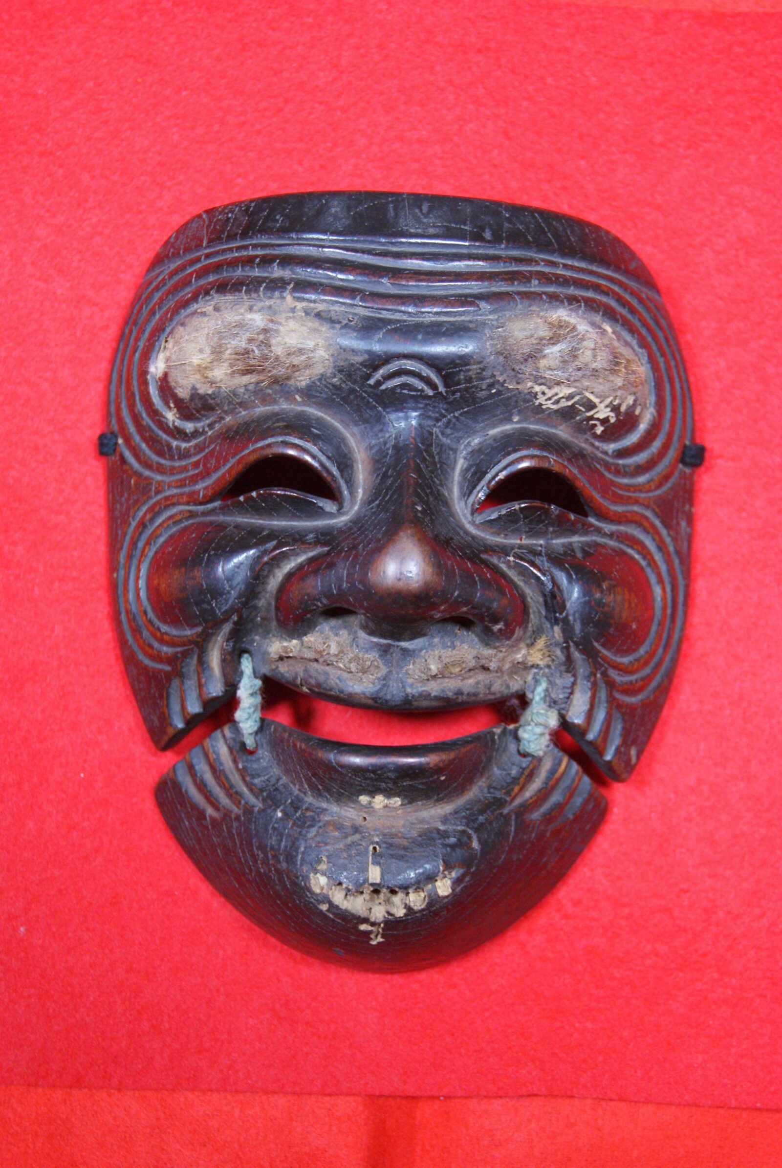 宇流冨志禰神社（うるふしねじんじゃ）