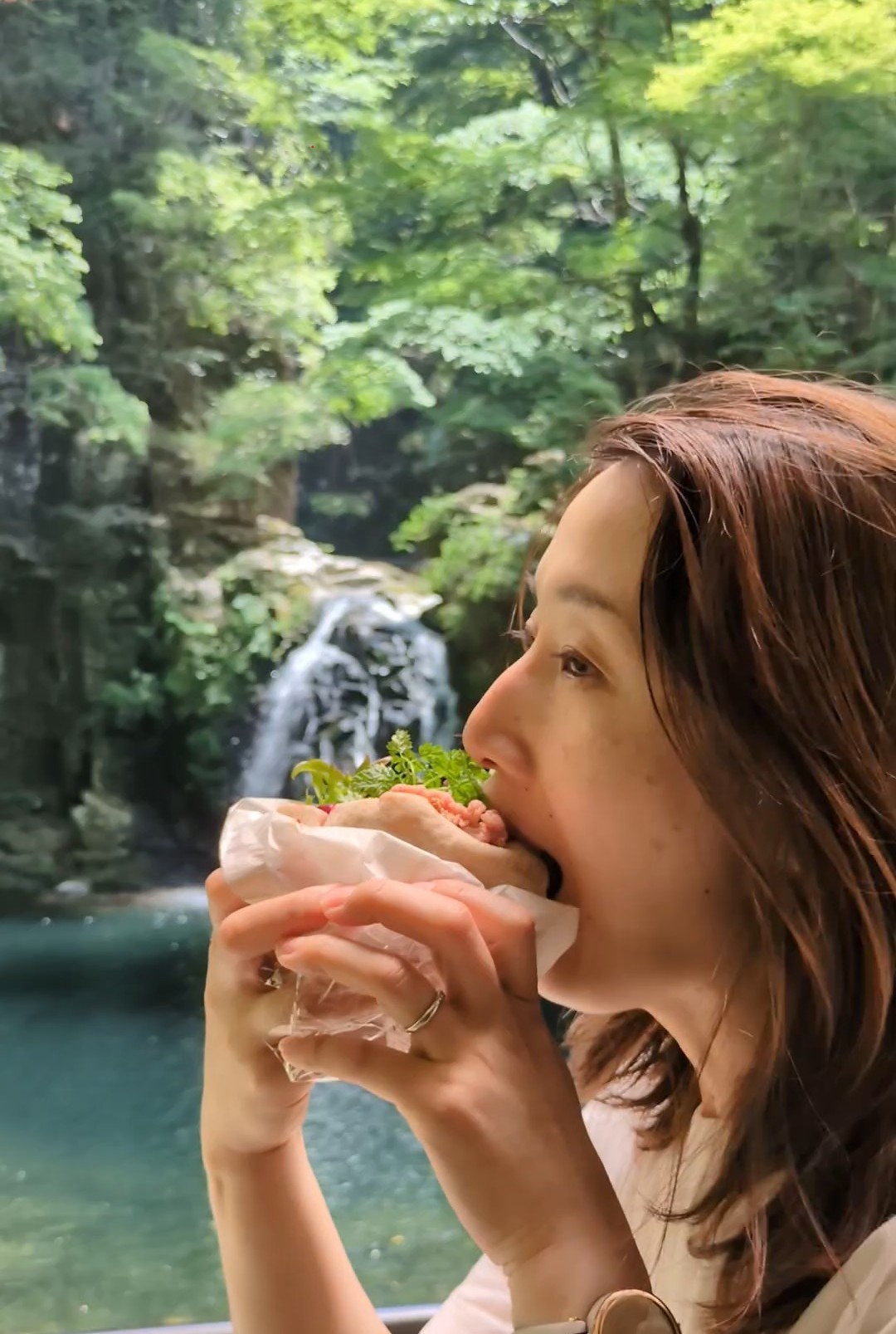 【通年】滝×パン　温泉よりみち旅